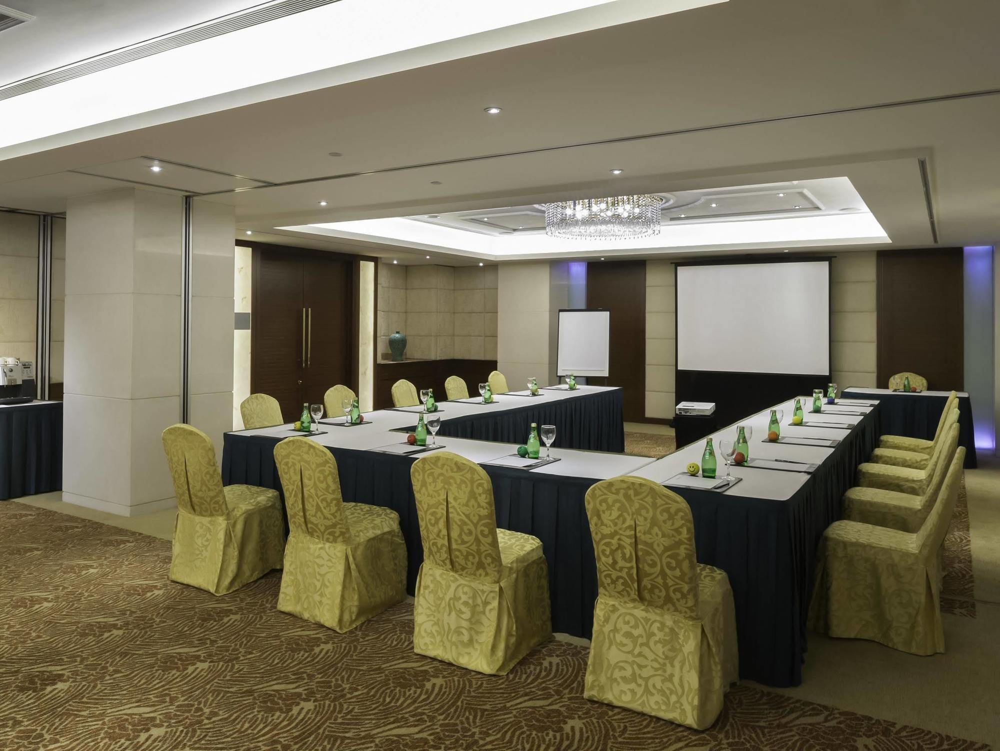 הונג קונג Prince Hotel מראה חיצוני תמונה